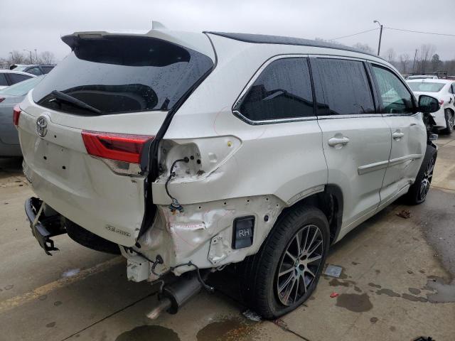 Photo 3 from auction – 2018 TOYOTA HIGHLANDER with VIN 5TDJZRFH5JS554791