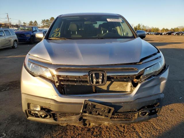 Photo 5 from auction – 2017 HONDA RIDGELINE with VIN 5FPYK3F47HB010392
