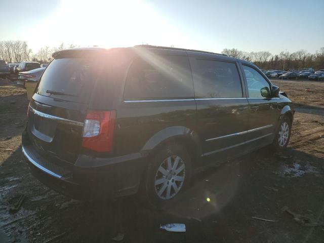 Photo 3 from auction – 2016 CHRYSLER TOWN & COU with VIN 2C4RC1BG7GR288159