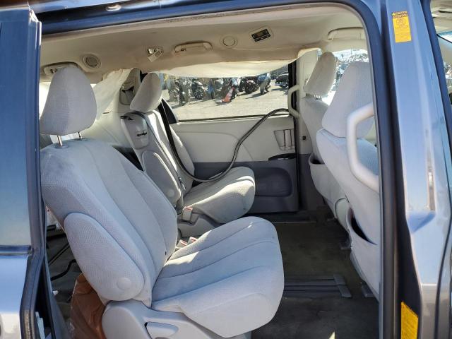 Photo 11 from auction – 2014 TOYOTA SIENNA LE with VIN 5TDKK3DC4ES484607