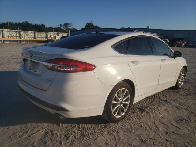 Photo 3 from auction – 2017 FORD FUSION with VIN 3FA6P0HD2HR290112