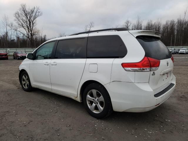 Photo 2 from auction – 2013 TOYOTA SIENNA LE with VIN 5TDKK3DC2DS377926