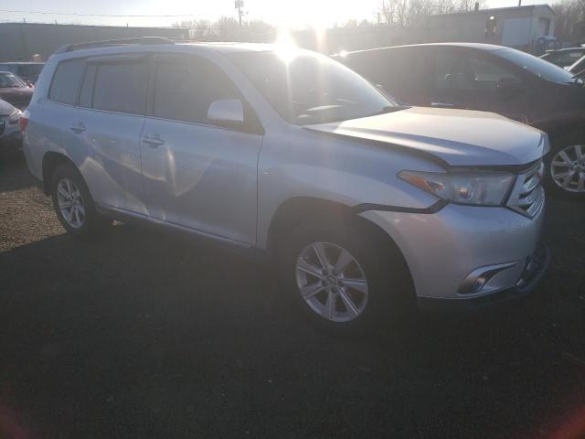 Photo 4 from auction – 2011 TOYOTA HIGHLANDER with VIN 5TDBK3EH7BS064510