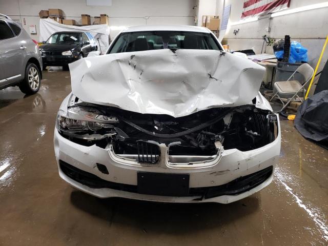 Photo 5 from auction – 2016 BMW 320 XI with VIN WBA8E5G55GNU21578