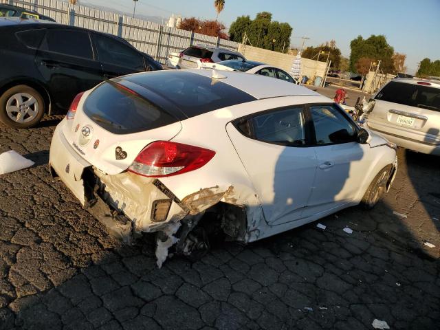 Photo 3 from auction – 2017 HYUNDAI VELOSTER with VIN KMHTC6AD2HU311132