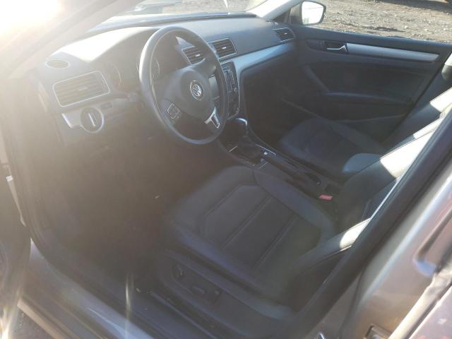 Photo 7 from auction – 2015 VOLKSWAGEN PASSAT S with VIN 1VWAT7A35FC025882