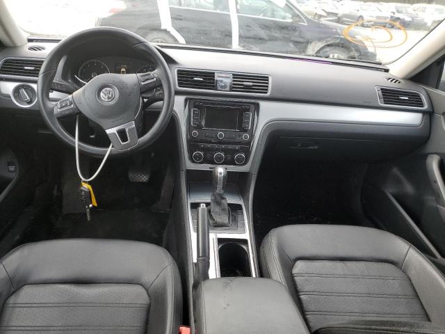 Photo 8 from auction – 2012 VOLKSWAGEN PASSAT SE with VIN 1VWBM7A35CC033932