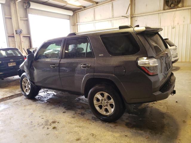 Photo 2 from auction – 2022 TOYOTA 4RUNNER SR with VIN JTEEU5JR0N5263017