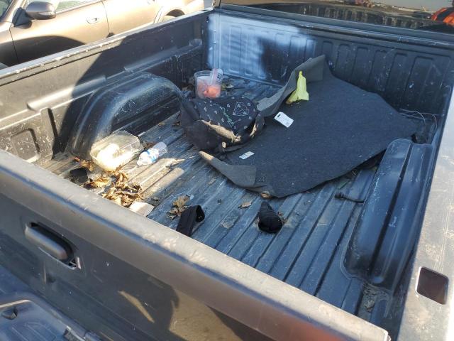 Photo 10 from auction – 2004 CHEVROLET SILVERADO with VIN 2GCEC19V141108137