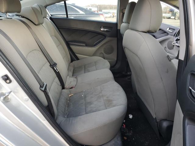 Photo 10 from auction – 2015 KIA FORTE LX with VIN KNAFK4A67F5260757