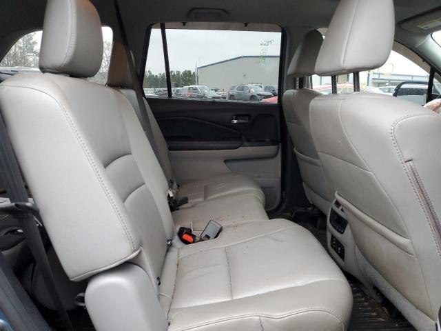 Photo 11 from auction – 2017 HONDA PILOT TOUR with VIN 5FNYF5H92HB007143