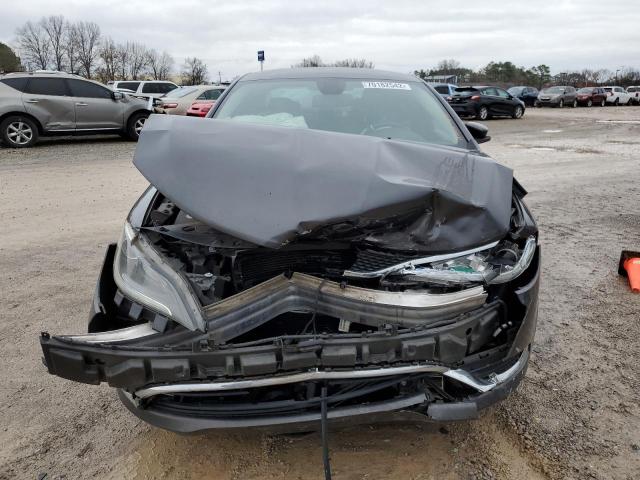 Photo 5 from auction – 2015 CHRYSLER 200 LIMITE with VIN 1C3CCCAB6FN670819