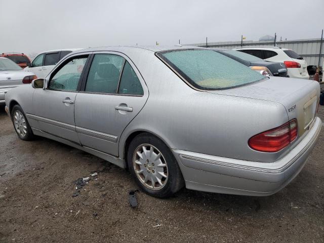 Photo 2 from auction – 2000 MERCEDES-BENZ E-320 with VIN WDBJF65J5YB080708