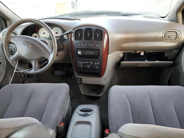 Photo 8 from auction – 2002 CHRYSLER TOWN & COU with VIN 2C8GP74L02R503302