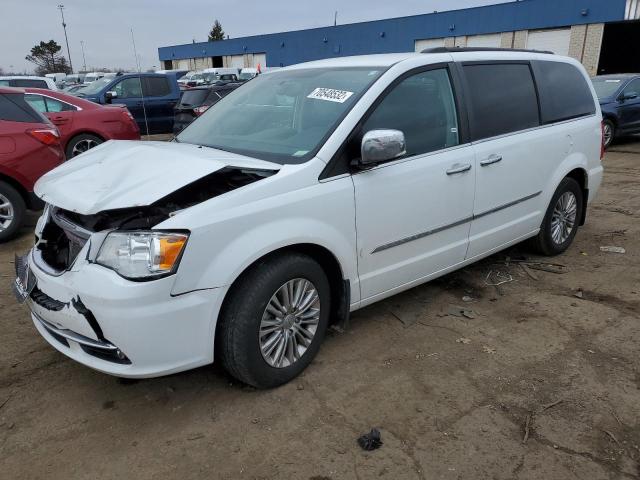 CHRYSLER TOWN & COU 2015 with VIN 2C4RC1CG5FR742258 - Photo from auction