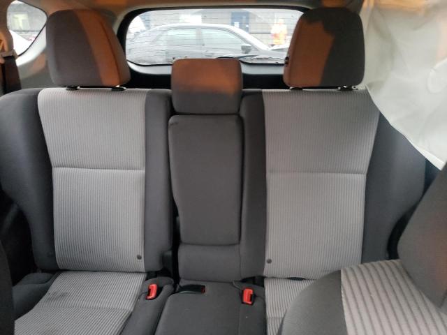 Photo 10 from auction – 2015 TOYOTA RAV4 LE with VIN 2T3ZFREV3FW227461