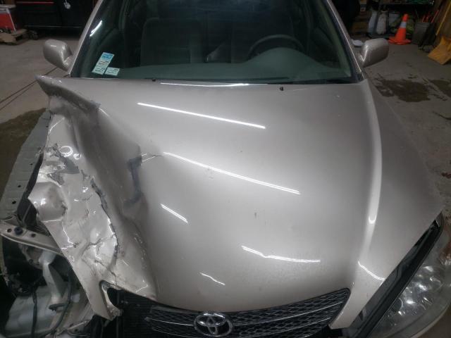 Photo 11 from auction – 2004 TOYOTA CAMRY LE with VIN 4T1BE32KX4U264654