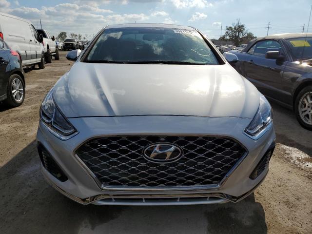 Photo 5 from auction – 2019 HYUNDAI SONATA LIM with VIN 5NPE34AF3KH767970