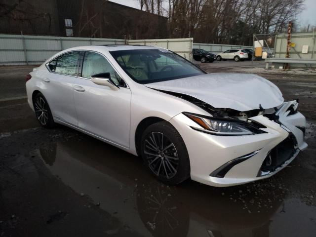 Photo 4 from auction – 2022 LEXUS ES 300H BA with VIN 58ADA1C15NU014876
