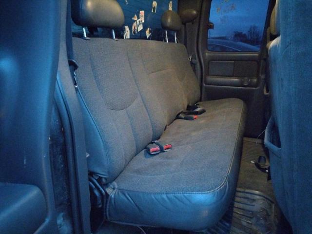 Photo 10 from auction – 2004 CHEVROLET SILVERADO with VIN 2GCEC19T941244028