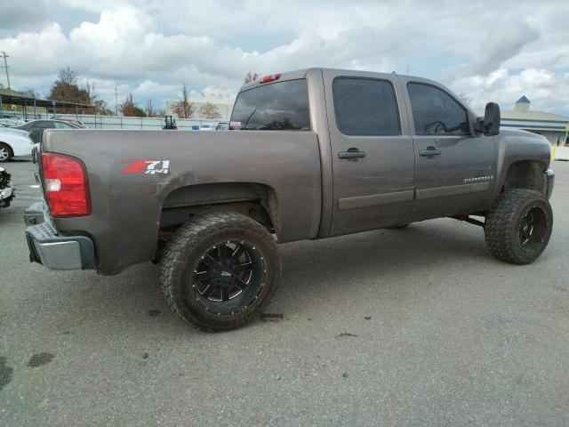 Фото 3 с аукциона – 2007 CHEVROLET SILVERADO с VIN 2GCEK13M371728544