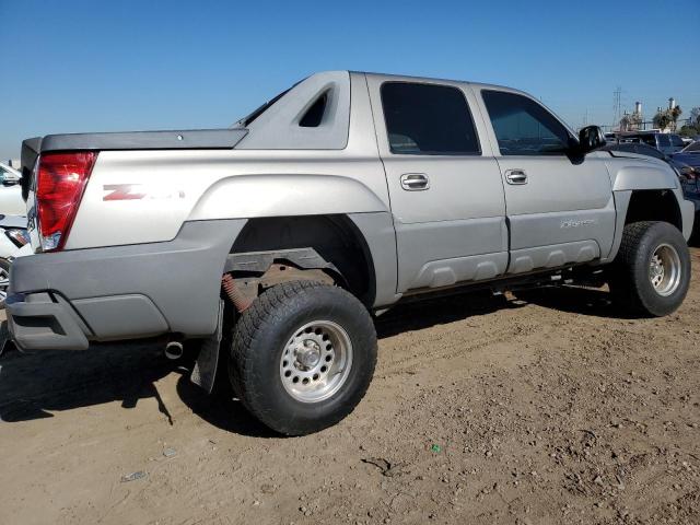 Photo 3 from auction – 2002 CHEVROLET AVALANCHE with VIN 3GNEK13T82G351904