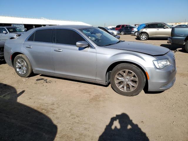 Photo 4 from auction – 2016 CHRYSLER 300 LIMITE with VIN 2C3CCAAG5GH219536