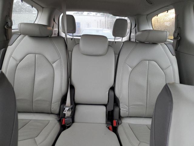 Photo 10 from auction – 2018 CHRYSLER PACIFICA T with VIN 2C4RC1BG0JR182241