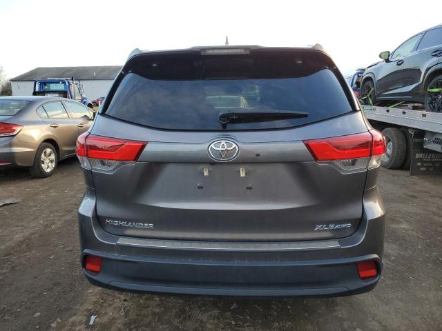 Photo 6 from auction – 2019 TOYOTA HIGHLANDER with VIN 5TDJZRFH0KS593032