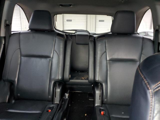 Photo 10 from auction – 2016 TOYOTA HIGHLANDER with VIN 5TDDKRFH9GS233721