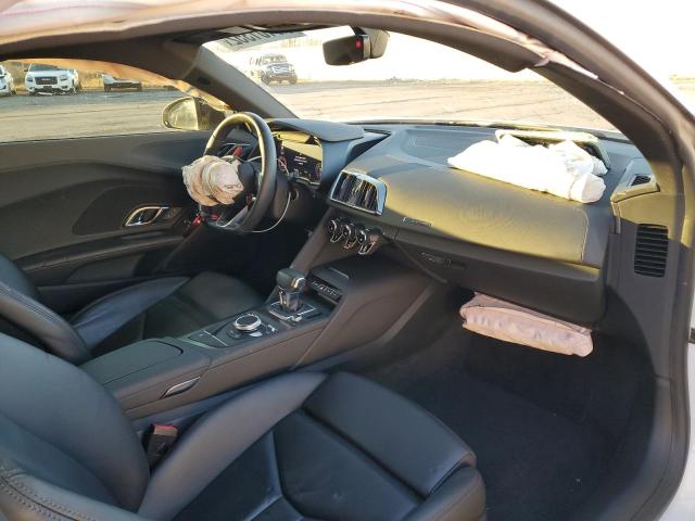 Photo 8 from auction – 2018 AUDI R8 RWS with VIN WUABAAFX2J7901267