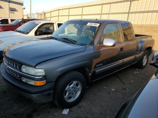 CHEVROLET SILVERADO 2002 with VIN 2GCEC19T321108233 - Photo from auction