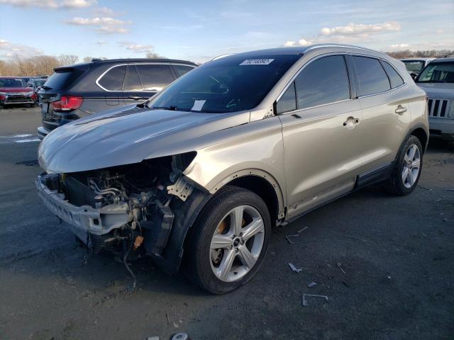 LINCOLN MKC 2015 with VIN 5LMCJ2A92FUJ35848 - Photo from auction