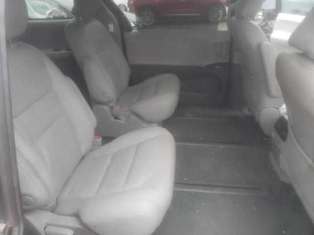 Photo 11 from auction – 2020 TOYOTA SIENNA XLE with VIN 5TDDZ3DC2LS235658