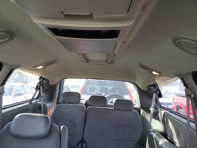 Photo 10 from auction – 2005 CHRYSLER TOWN & COU with VIN 2C8GP64L65R350486