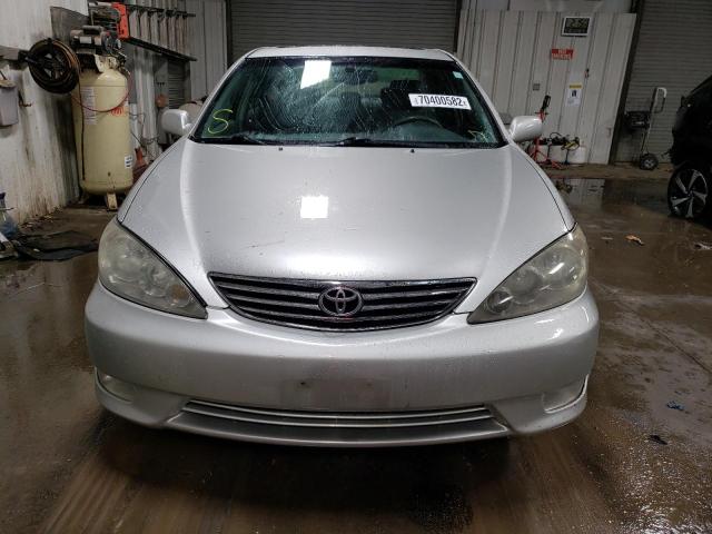 Photo 5 from auction – 2005 TOYOTA CAMRY LE with VIN 4T1BF30KX5U099867