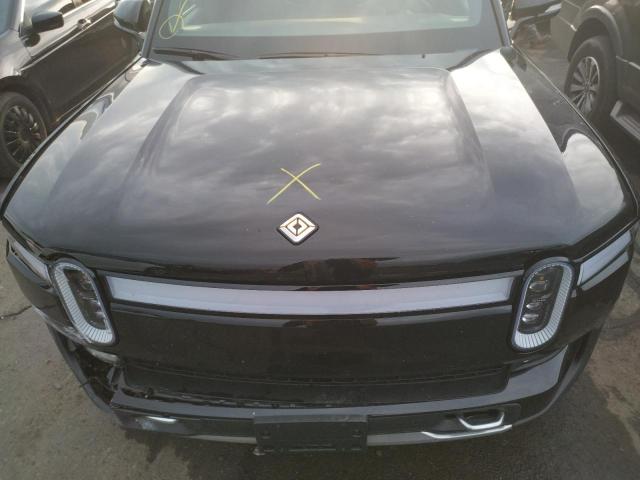 Photo 11 from auction – 2022 RIVIAN R1T LAUNCH with VIN 7FCTGAAA1NN007601