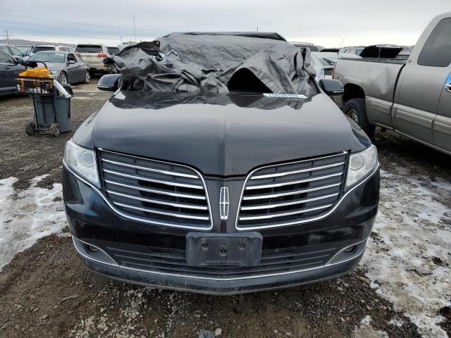 Photo 5 from auction – 2017 LINCOLN MKT with VIN 2LMHJ5NK2HBL01872