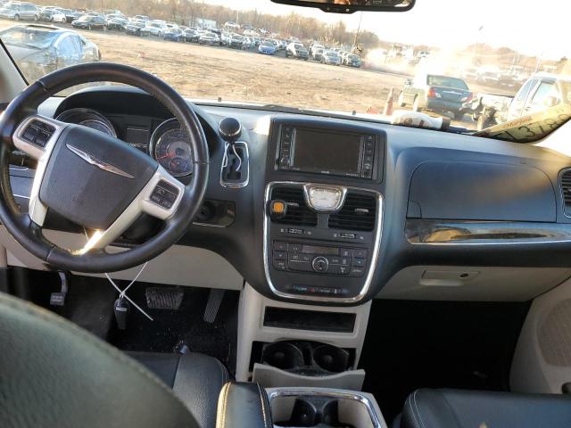Photo 8 from auction – 2016 CHRYSLER TOWN & COU with VIN 2C4RC1BG7GR288159