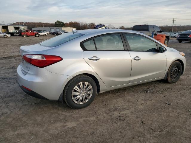 Photo 3 from auction – 2015 KIA FORTE LX with VIN KNAFK4A67F5260757