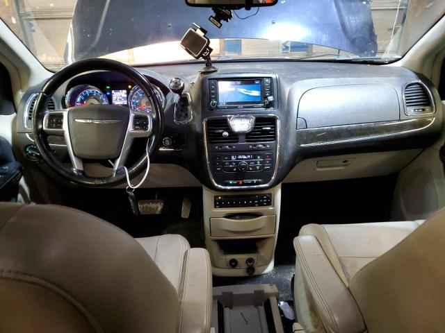 Photo 8 from auction – 2011 CHRYSLER TOWN & COU with VIN 2A4RR8DG3BR612652