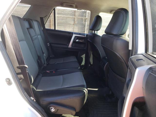 Photo 11 from auction – 2017 TOYOTA 4RUNNER SR with VIN JTEBU5JR0H5450281