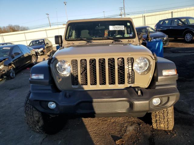 Photo 5 from auction – 2020 JEEP GLADIATOR with VIN 1C6HJTAG7LL165504