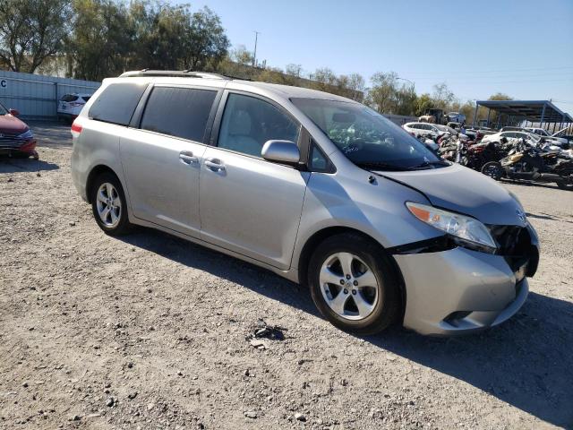 Photo 4 from auction – 2013 TOYOTA SIENNA LE with VIN 5TDKK3DC6DS385544