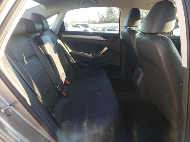 Photo 10 from auction – 2015 VOLKSWAGEN PASSAT S with VIN 1VWAT7A35FC025882