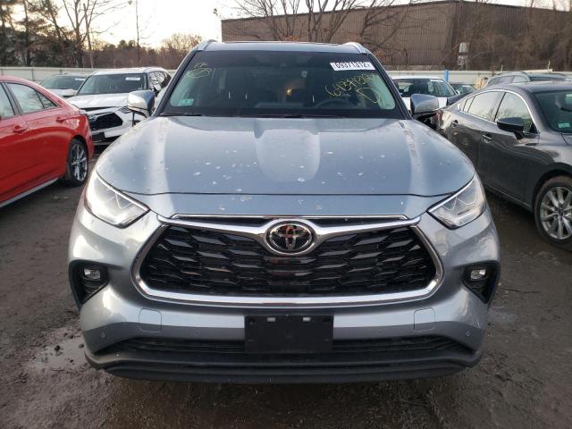 Photo 5 from auction – 2022 TOYOTA HIGHLANDER with VIN 5TDDZRBH8NS220800