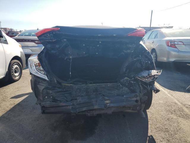 Photo 6 from auction – 2017 HONDA CIVIC LX with VIN 2HGFC2F56HH561845