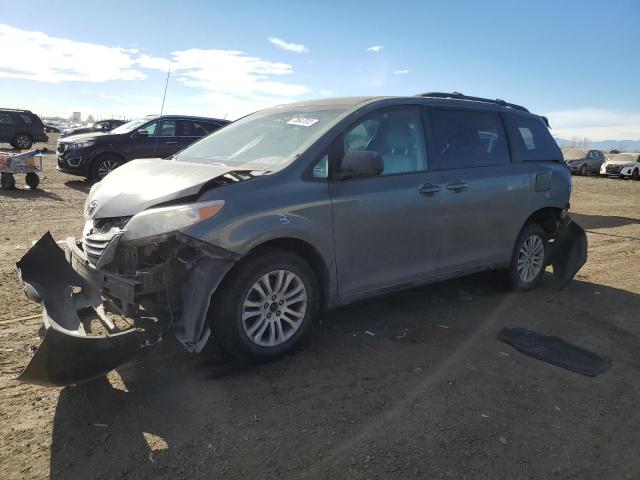 TOYOTA SIENNA XLE 2011 with VIN 5TDYK3DC5BS025804 - Photo from auction