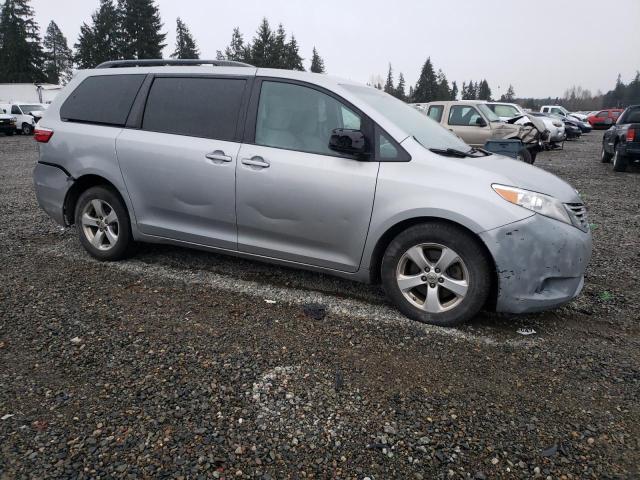Photo 4 from auction – 2016 TOYOTA SIENNA LE with VIN 5TDKK3DC6GS745206