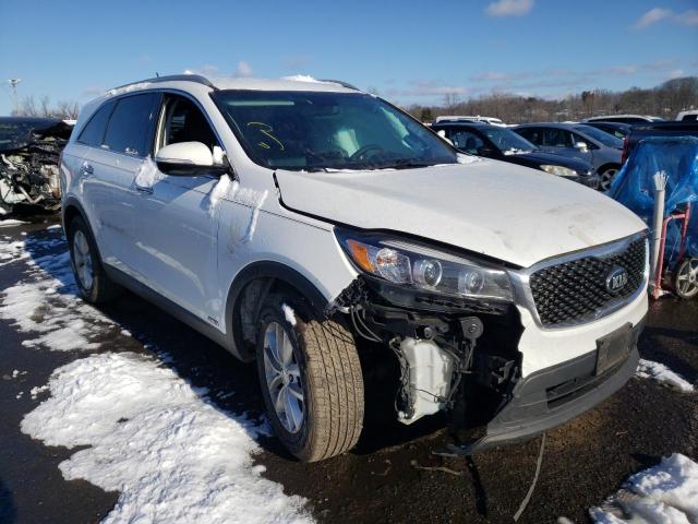 Photo 4 from auction – 2017 KIA SORENTO LX with VIN 5XYPGDA37HG218159